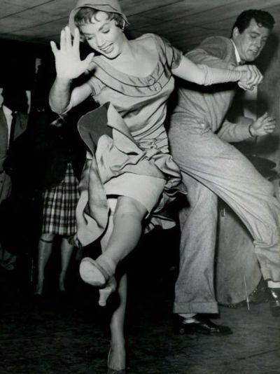 Lindy Hop and Swing Dance